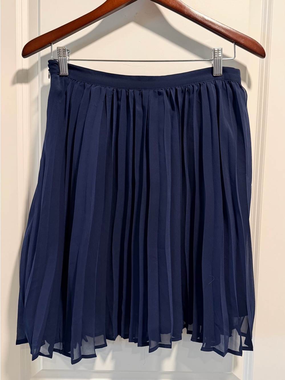 Time and Tru Women’s Pleated Skater Skirt in Navy Size S